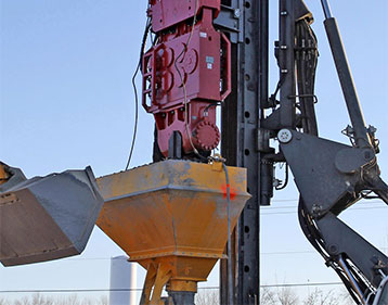 PVE 23VML Leader guided vibratory hammer 1428 2